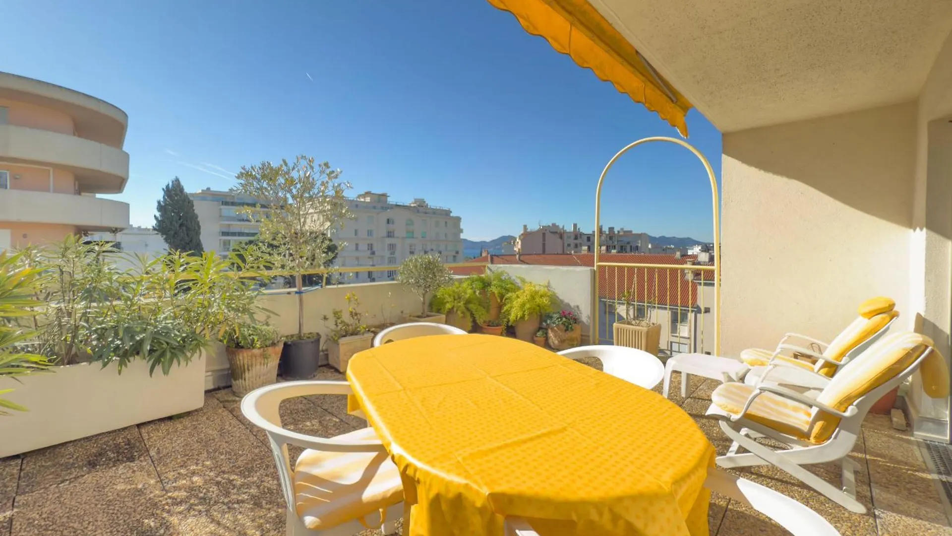 The Artist By Winsome Destination Apartment Cannes